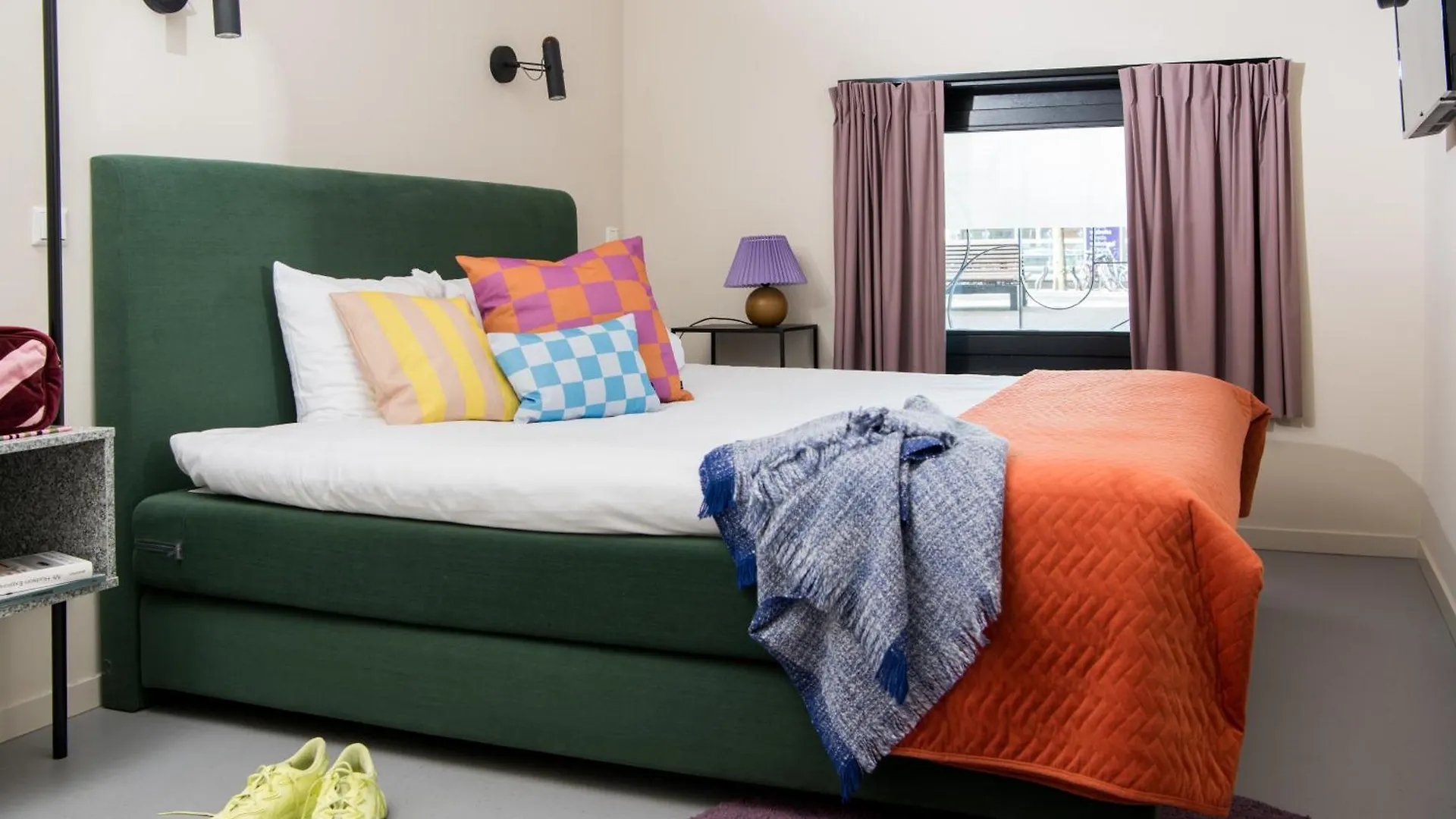 Hotel Unplugged Rotterdam Netherlands