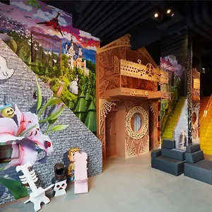 https://hotel-not-hotel-rotterdam.amsterdamhotelsnl.com